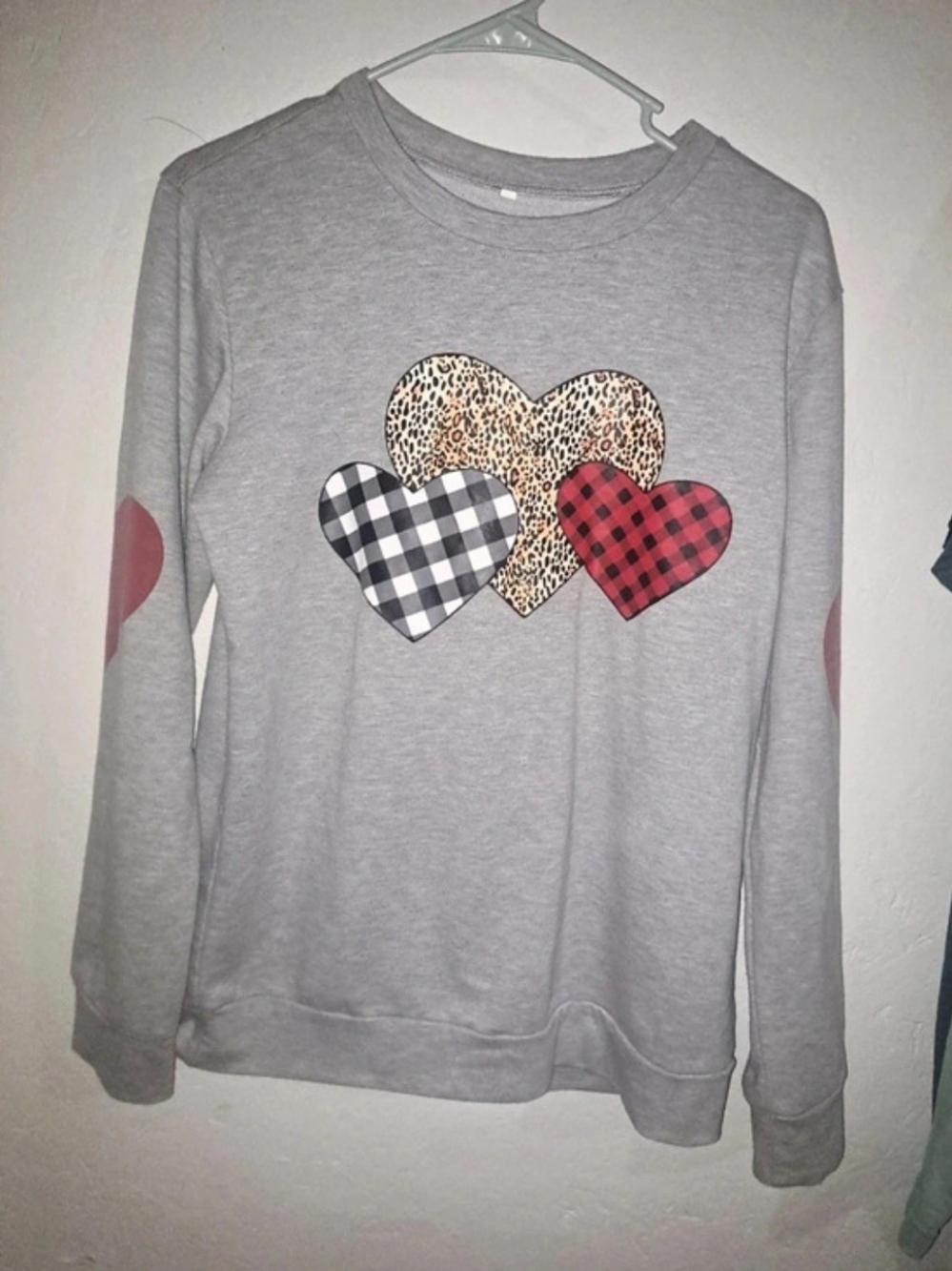Heart Graphic Gray Long Sleeve Sweatshirt